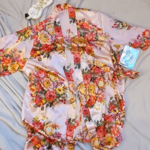 Silky flower robe